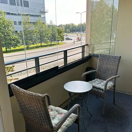 Apartment Tilava Kolmio Aseman Vieressae Kaksi Makuuhuonetta